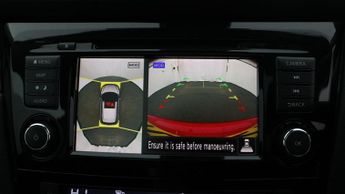 Nissan Qashqai DIG-T N-CONNECTA DCT