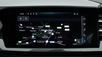 Audi Q4 e-tron S LINE