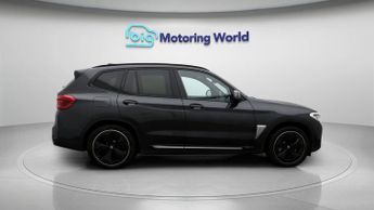 BMW iX3 PREMIER EDITION