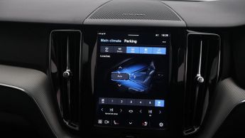 Volvo XC60 RECHARGE T6 PLUS AWD