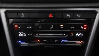 Volkswagen T-Roc STYLE TSI DSG