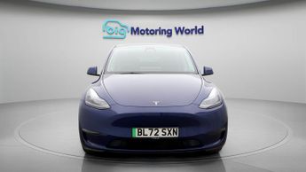 Tesla Model Y LONG RANGE AWD