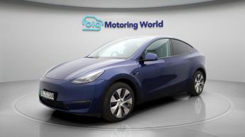 Tesla Model Y LONG RANGE AWD