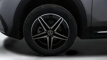 Mercedes-Benz EQB EQB 300 4MATIC AMG LINE