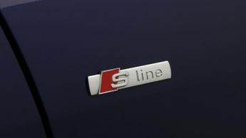 Audi Q4 e-tron SPORT