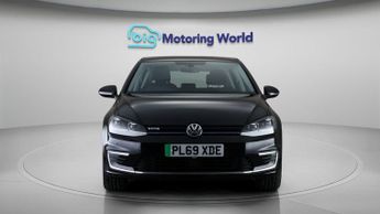 Volkswagen e-Golf E-GOLF