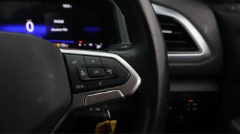 Volkswagen T-Roc LIFE TSI DSG