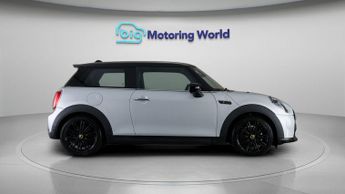 MINI Electric Hatch COOPER S LEVEL 2