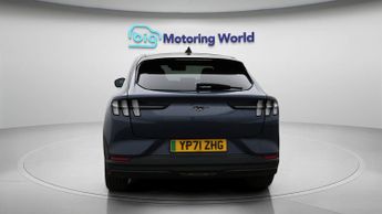 Ford Mustang Mach-E BASE