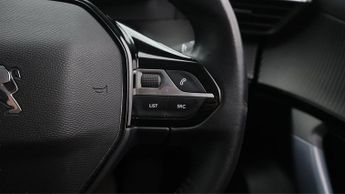 Peugeot E-2008 ALLURE