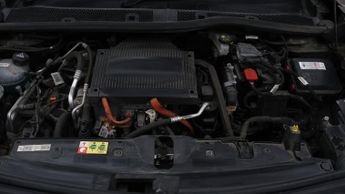 Peugeot E-2008 ALLURE