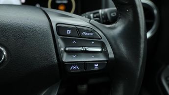 Hyundai KONA PREMIUM