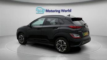 Hyundai KONA PREMIUM