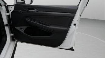 Volkswagen Golf GTE DSG