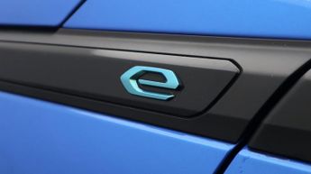 Peugeot E-2008 ALLURE PREMIUM PLUS