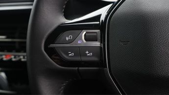 Peugeot E-2008 ALLURE PREMIUM PLUS