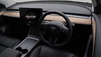Tesla Model 3 MODEL 3