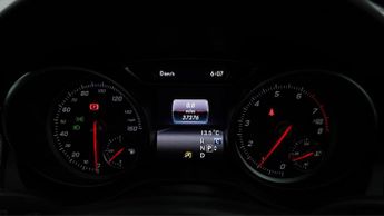 Mercedes-Benz GLA GLA 180 URBAN EDITION