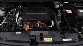 Peugeot E-208 ALLURE PREMIUM PLUS