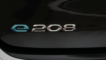Peugeot E-208 ALLURE PREMIUM PLUS