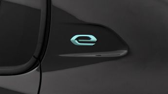 Peugeot E-208 ALLURE PREMIUM PLUS