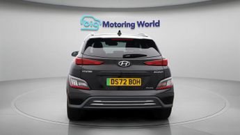 Hyundai KONA PREMIUM