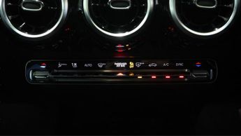 Mercedes-Benz GLA GLA 200 SPORT