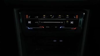 Volkswagen Tiguan R-LINE TSI DSG