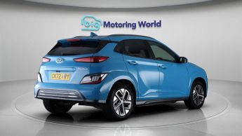 Hyundai KONA PREMIUM