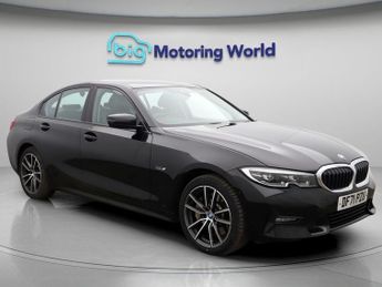 BMW 330 330E SPORT PRO