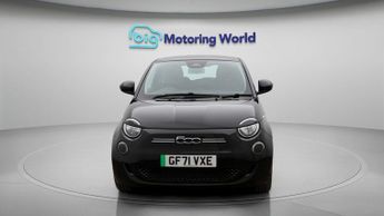 Fiat 500e ACTION