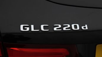 Mercedes-Benz GLC GLC 220 D 4MATIC AMG LINE