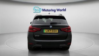 BMW iX3 PREMIER EDITION