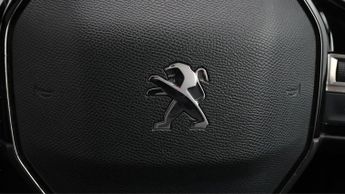 Peugeot E-2008 GT PREMIUM