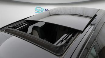 Peugeot E-2008 GT PREMIUM