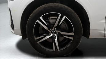 Volvo XC60 RECHARGE T6 R-DESIGN AWD