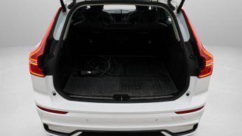 Volvo XC60 RECHARGE T6 PLUS AWD