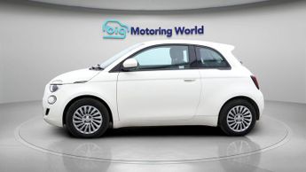 Fiat 500e ACTION