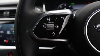 Jaguar I-PACE R-DYNAMIC SE BLACK