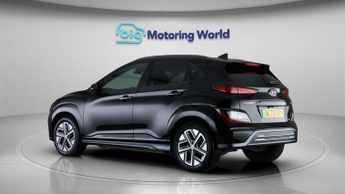 Hyundai KONA PREMIUM