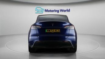 Tesla Model Y BASE
