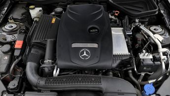 Mercedes-Benz SLC SLC 180 AMG LINE
