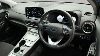 Hyundai KONA PREMIUM