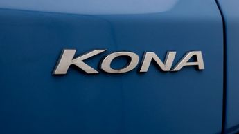 Hyundai KONA PREMIUM