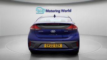 Hyundai IONIQ SE CONNECT