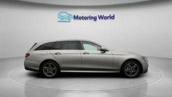 Mercedes-Benz E Class E 300 DE AMG LINE
