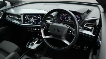 Audi Q4 e-tron S LINE