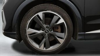 Audi Q4 e-tron S LINE