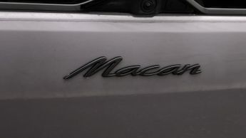 Porsche Macan BASE