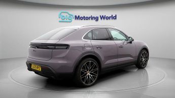 Porsche Macan BASE